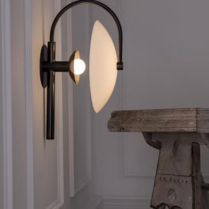 Đèn tường sắt DTG0083